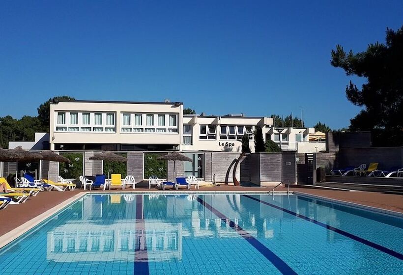 Village Club De La Grande Baie