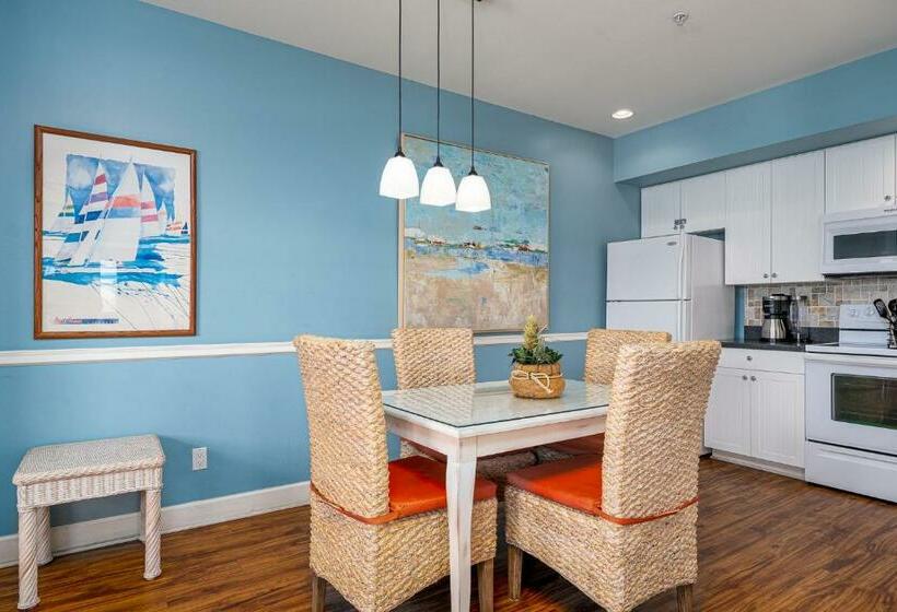 309 Harbour House At The Inn