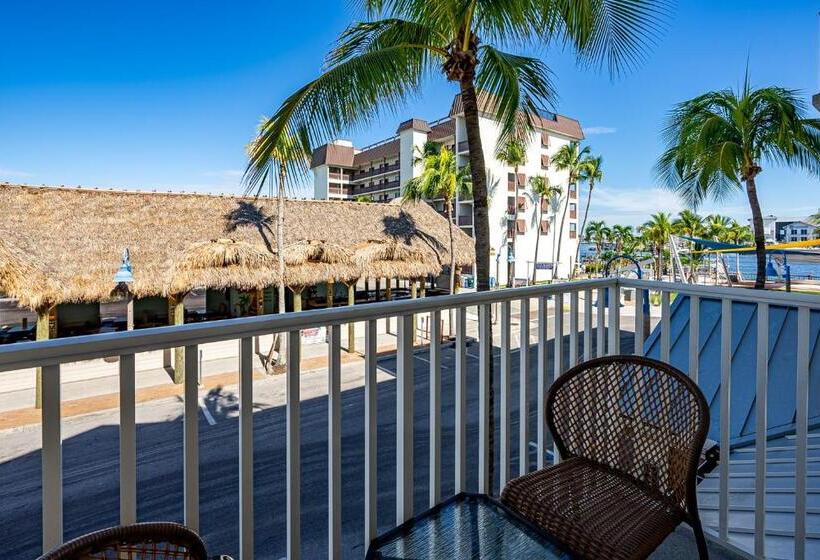 309 Harbour House At The Inn