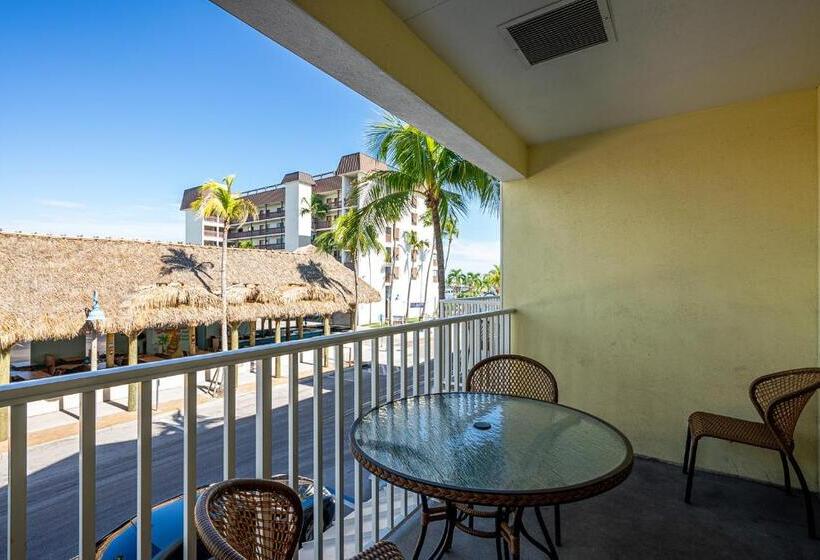 309 Harbour House At The Inn