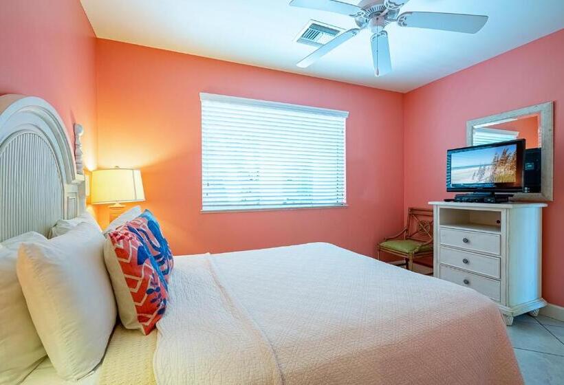 309 Harbour House At The Inn