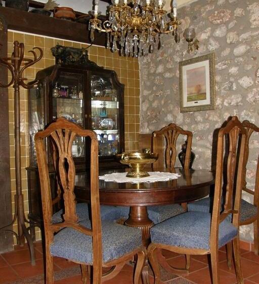 تختخواب و صبحانه Cal Pons