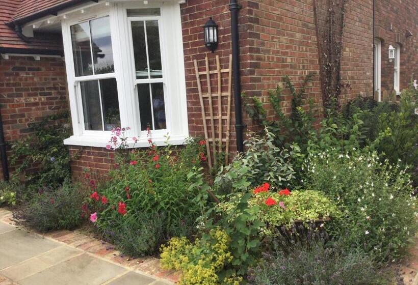 ベッドアンドブレックファースト Fair View