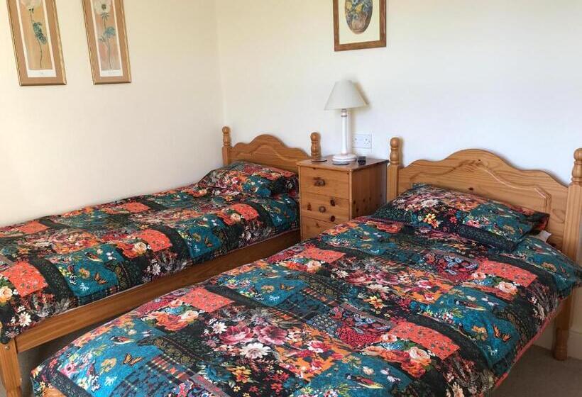 ベッドアンドブレックファースト Fair View