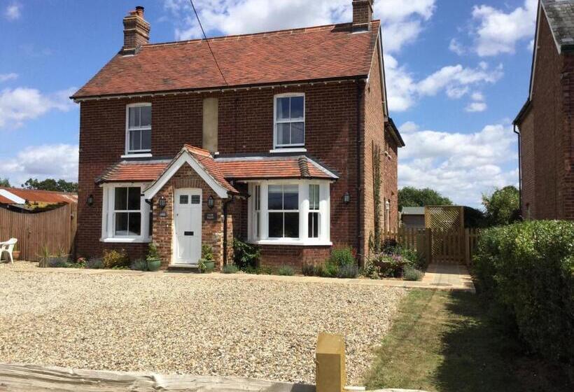 ベッドアンドブレックファースト Fair View