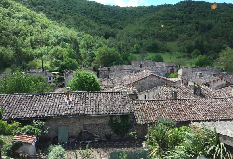 مبيت وإفطار L Etape Du Chateau