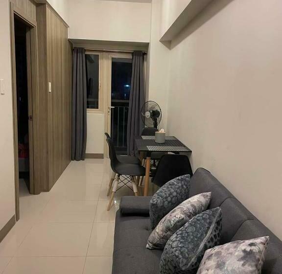 تختخواب و صبحانه Smdc Coast Residences Condo