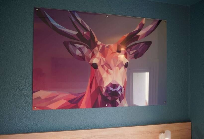 בית מלון כפרי Kyriad Direct Narbonne Sud