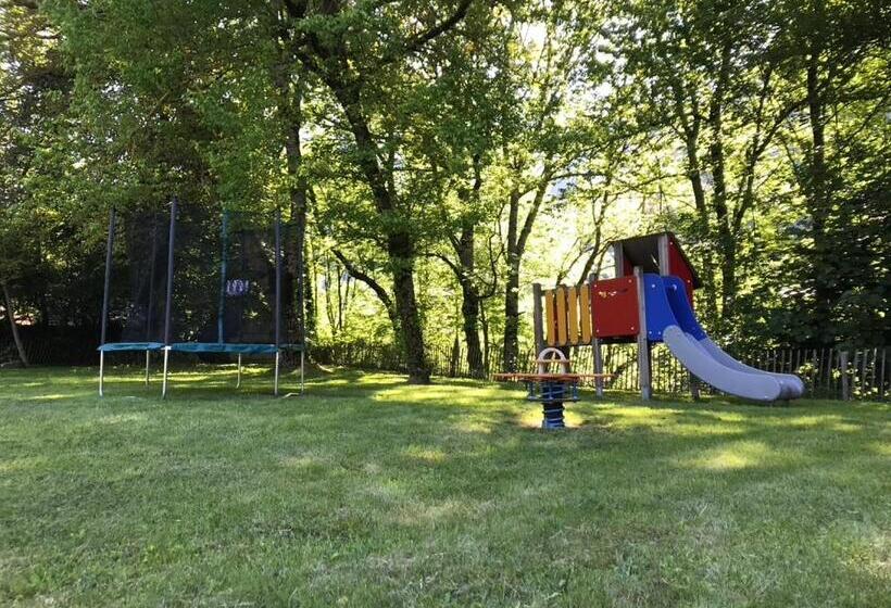 ホテル Maison D Hoursentut