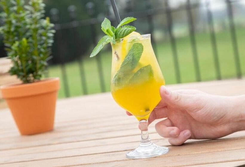 호텔 Worlington Hall