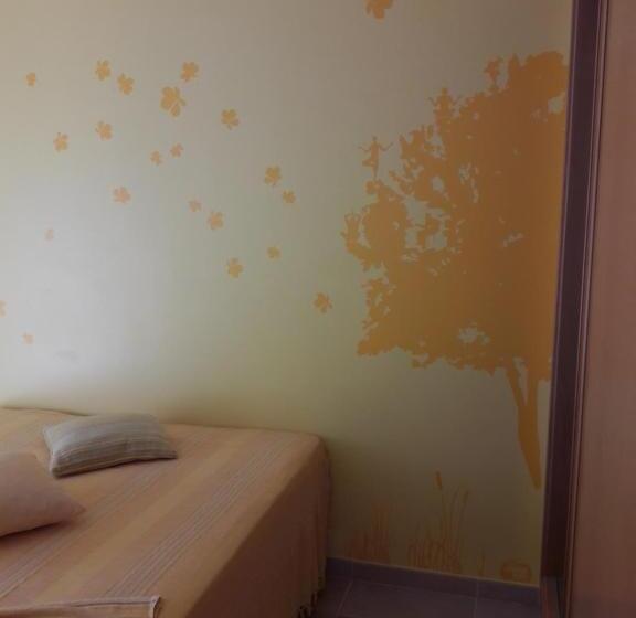 פנסיון Arrifana Guest House