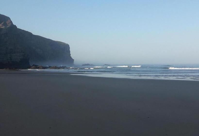 פנסיון Arrifana Guest House