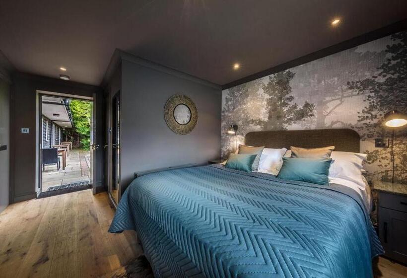 فندق صغير The Cricketers Clavering