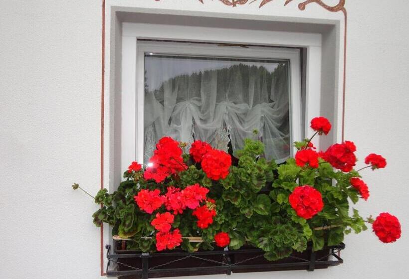 Bed and Breakfast Garni Crepaz