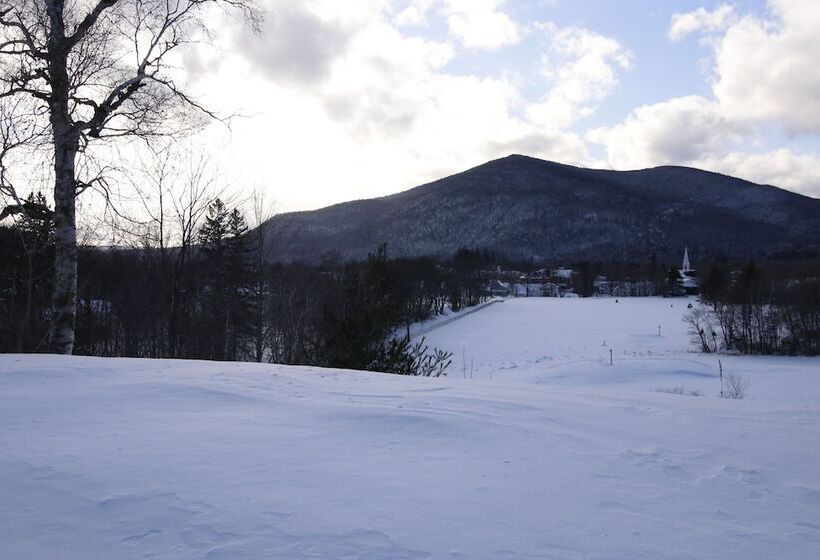 Colebrook C.c. & Motel