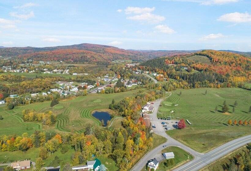 Colebrook C.c. & Motel