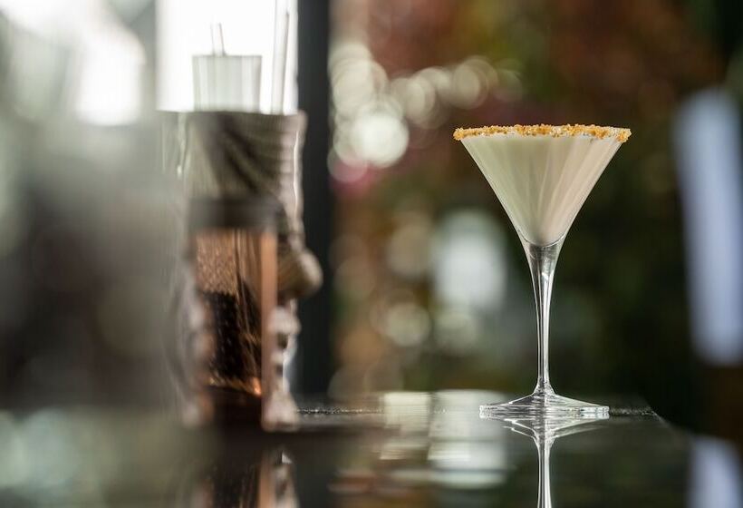 Отель Amano Covent Garden