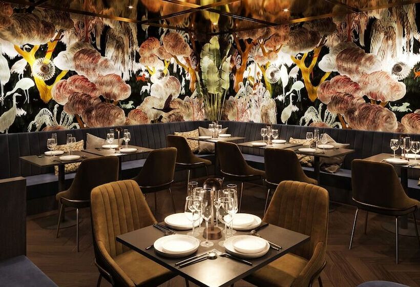 Отель Amano Covent Garden