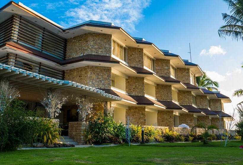 هتل Caluwayan Palm Island Resort