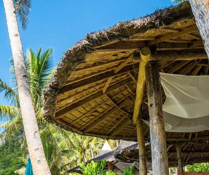 فندق Caluwayan Palm Island Resort