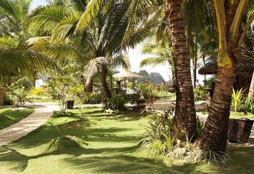 هتل Caluwayan Palm Island Resort