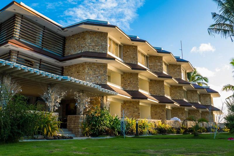 هتل Caluwayan Palm Island Resort