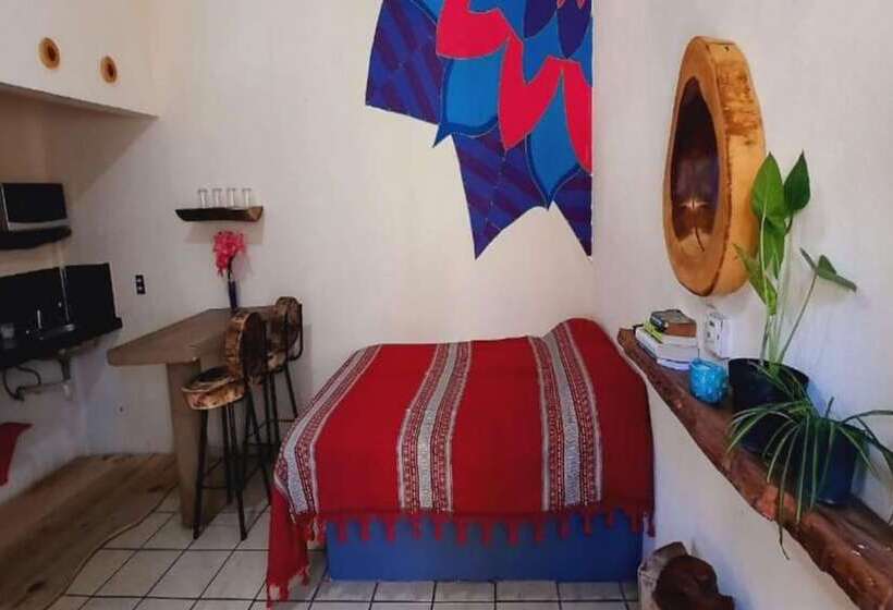 هتل Cannacare By Oyo Rooms