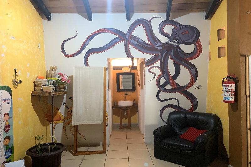 هتل Cannacare By Oyo Rooms