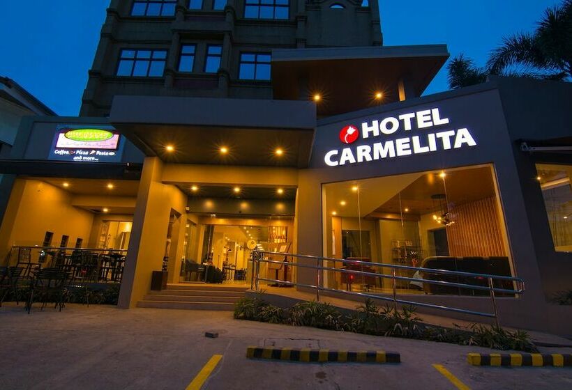 هتل Carmelita