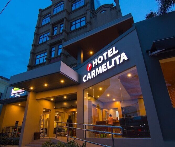 هتل Carmelita