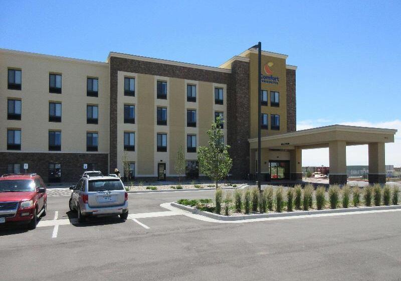 فندق Comfort Inn & Suites Bennett