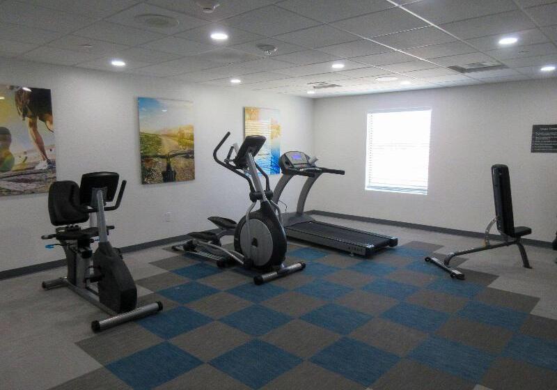 فندق Comfort Inn & Suites Bennett