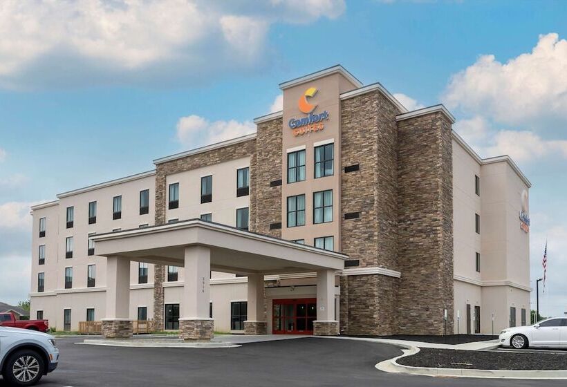 בית מלון כפרי Comfort Suites