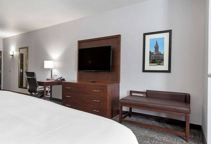 בית מלון כפרי Comfort Suites