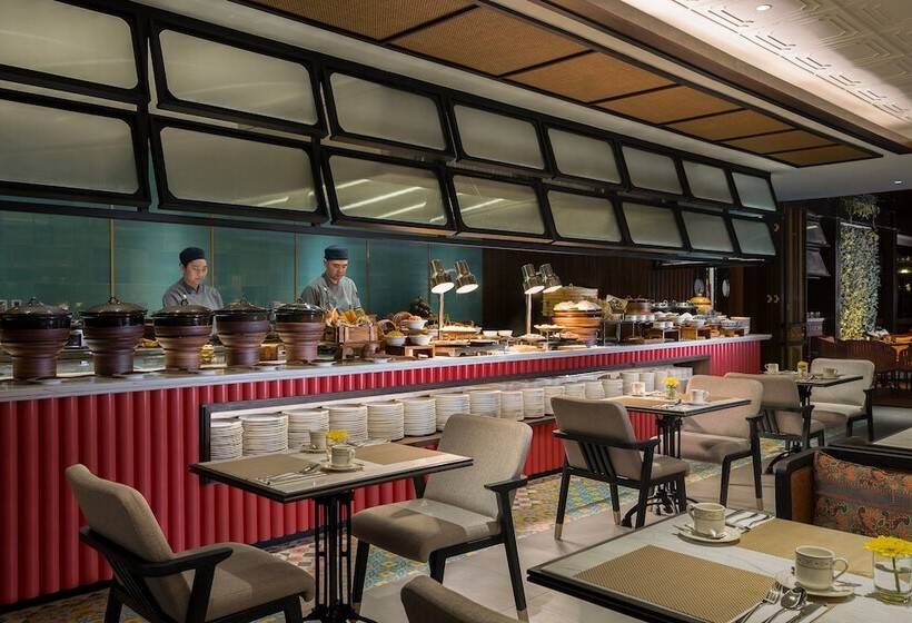 Отель Episode Gading Serpong