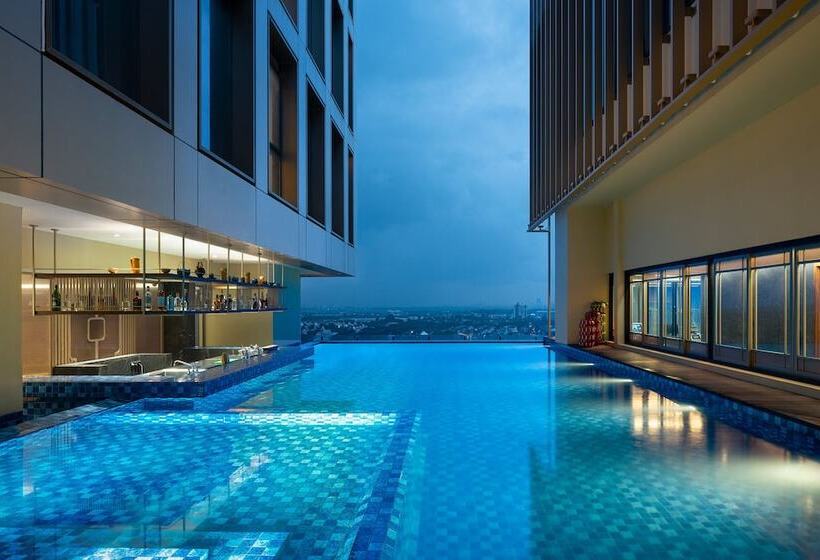 هتل Episode Gading Serpong