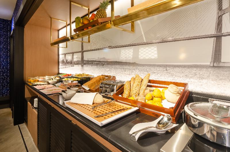 هتل Eurostars Lisboa Baixa