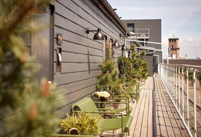 Hypernym Hotel & Suites