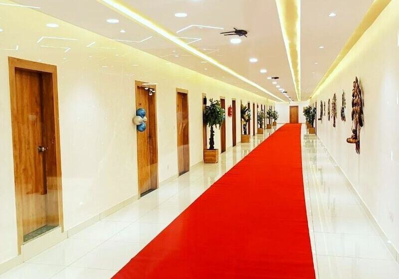 בית מלון כפרי Fun Regency