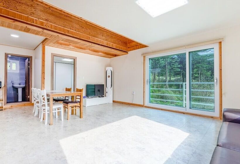 Hotel Gapyeong Gaboja Pension