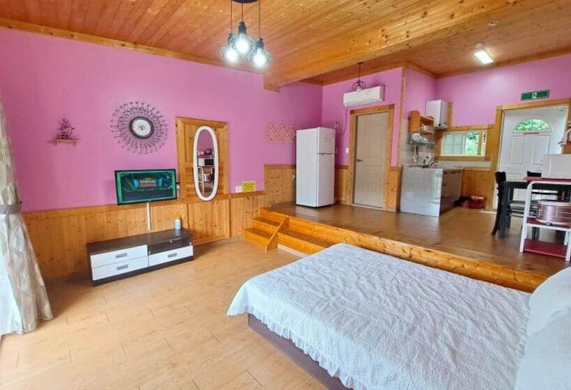 Hotel Gokseong Riverside Sketch Pension