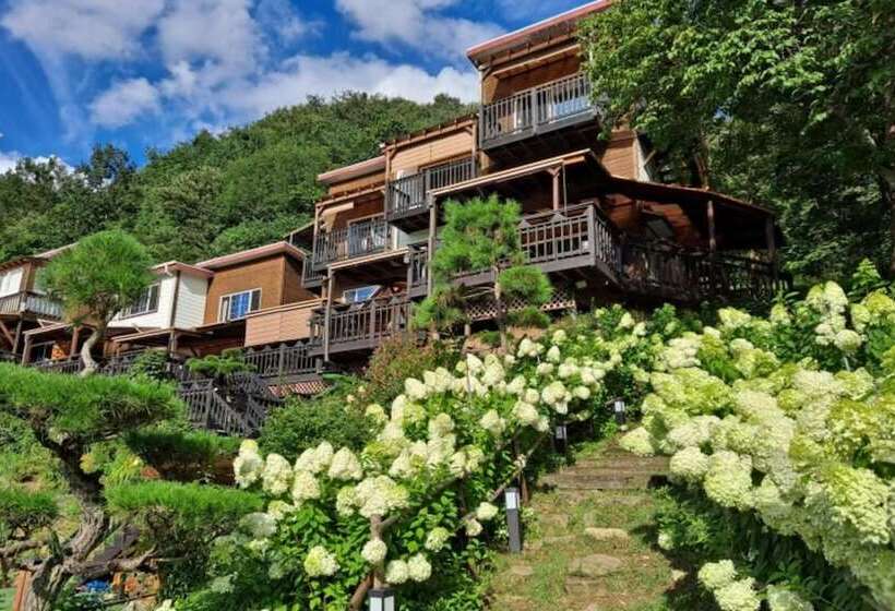 Hotel Gokseong Riverside Sketch Pension