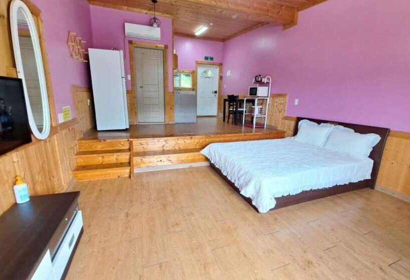 Hotel Gokseong Riverside Sketch Pension