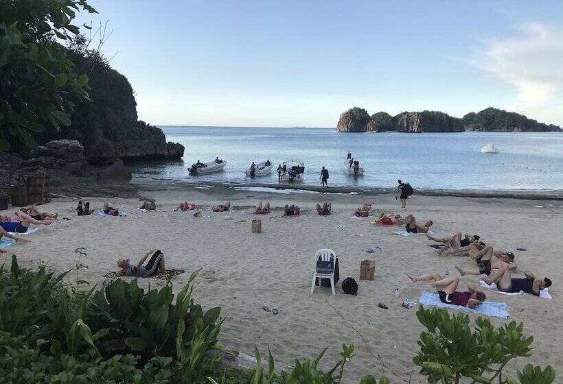 هتل Gota Village Resort