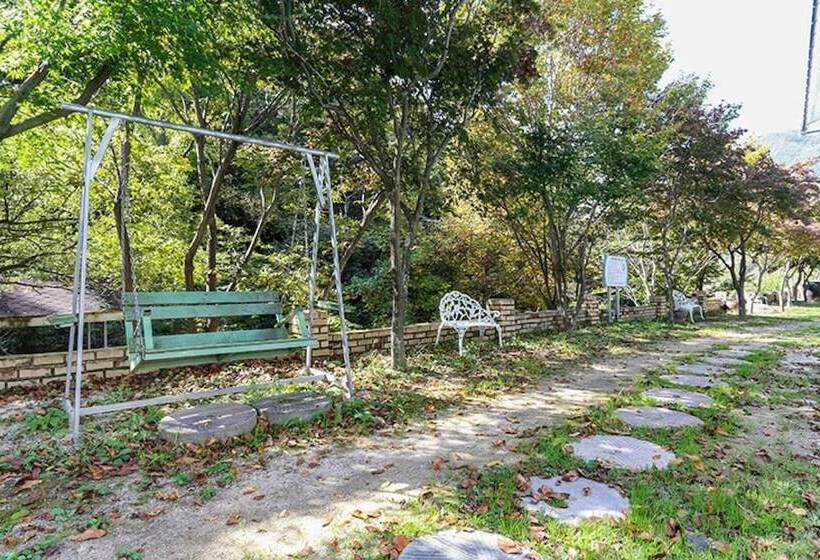 فندق Gurye Deulangil Pension