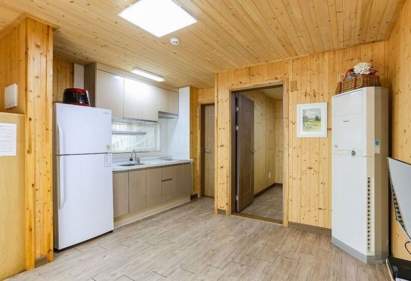 فندق Gurye Deulangil Pension