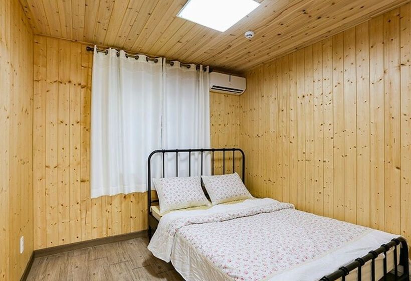 فندق Gurye Deulangil Pension