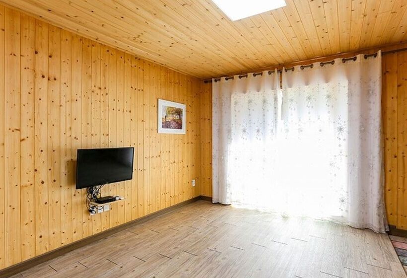 فندق Gurye Deulangil Pension