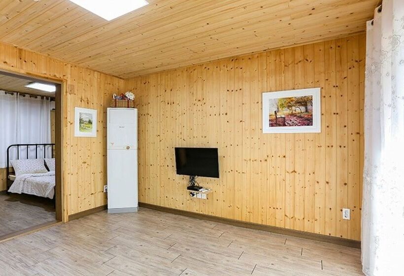 فندق Gurye Deulangil Pension