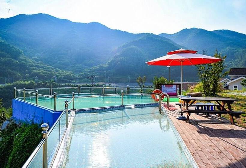 酒店 Gurye Seomjingang Panorama Pension
